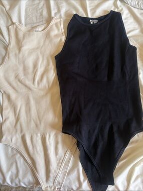 2 Ribbed Tank Bodysuits in Cream and Black